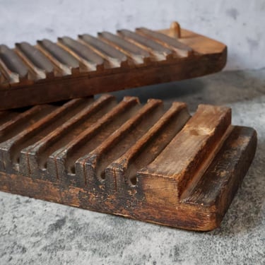 vintage tobacco press hi-res stock photography and images vintage tobacco drying rack Antique