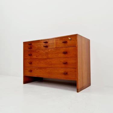 Rare Mid century Modern Danish teak chest of drawers by hans Wegner for RY Möbler , 1960s 