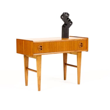 Danish Modern / Mid Century Teak Low Entry Table / Console — Single Drawer 