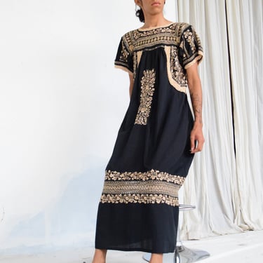 Hand Embroidered Mexican Dress. San Antonino Dress 