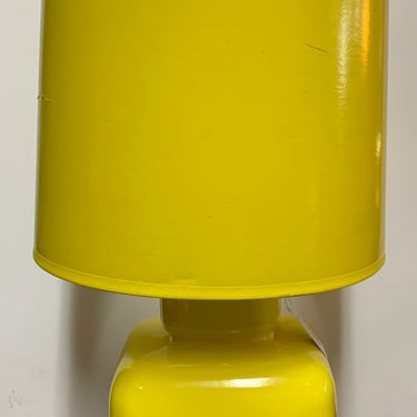 Vintage Mid Century Modern Yellow Pop Art Ceramic Table Lamp 
