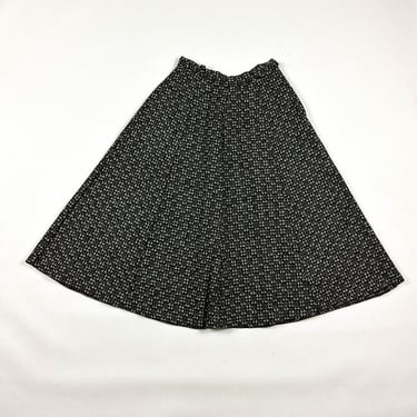 1950s Grey Tweed Circle Skirt / 24 Waist / Salt and Pepper / Wool / Fit and Flare / 50s / New Look / Metal Zipper / Belt Loops / Black White 