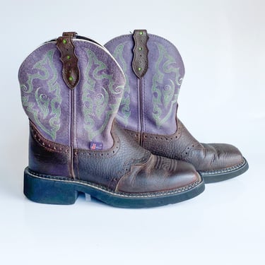 Brown Short Cowboy Boots sz. 7