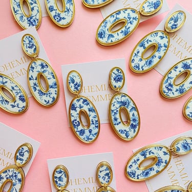Sample Sale Oval Piper Earrings