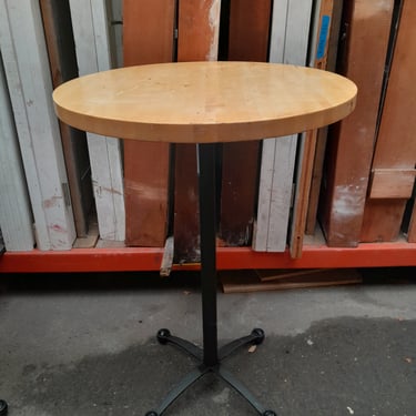 Tall Circle Table 30 X 43 X 14