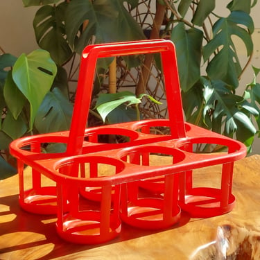 Retro Plastic Bottle Holder / Red Retro Plastic Bottle Holder / Picnic Bottle Holder / 70's 