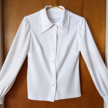 Vintage Staple 60s 70s Solid White Collared Button Down Long Sleeve Shirt 