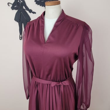 Vintage 1970's Pleated Day Dress / 70s Burgundy Polyester Plus Size Dress XXL 