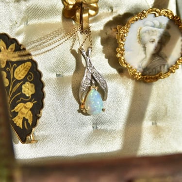 Vintage 14K Yellow & White Gold Opal Teardrop Diamond Accent Pendant Necklace, Iridescent Opal, Delicate Gold Chain, 585 Fine Jewelry, 18" L 