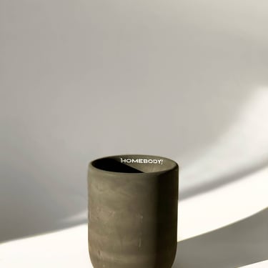 Soja Brooklyn - Homebody Wooden Wick Candle | Cement Vessel