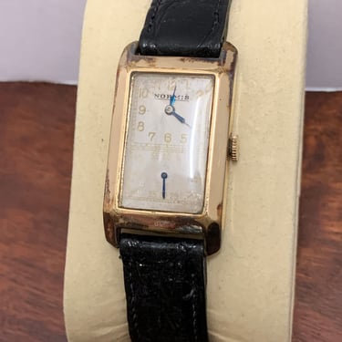 Rare 14k Gold Art Deco Normis Tank Watch in Working Condition 