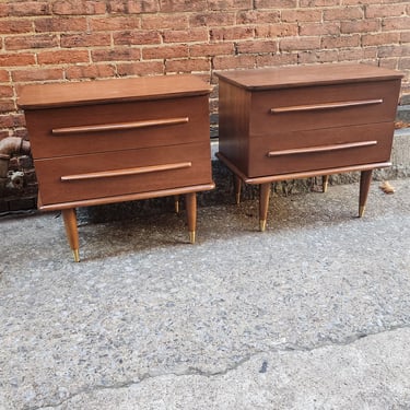 United Furniture Nightstands (2)