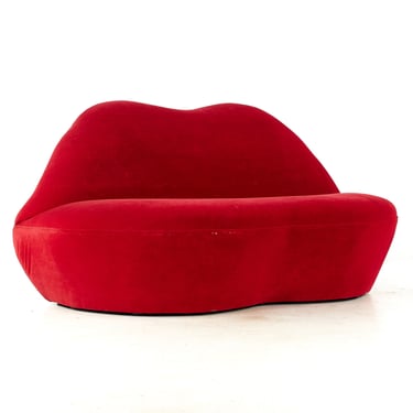 Salvador Dali Style Mid Century Lip Shaped Sofa - mcm 