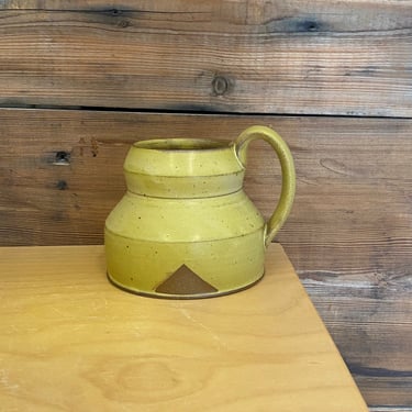 Mug - Yellow with Brown Triangle 