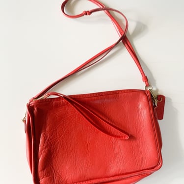 Vintage 1980s Red Leather Convertible Bag / Shoulder Bag / Wristlet 