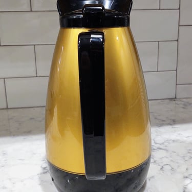 1960's Vintage West Bend Gold & Black Coffee Pot Perfect Condition 