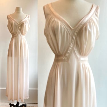 Vintage 40s 50s GODDESS Style Blush Pink Nightgown / SHEER Waist Detail / LUXITE 