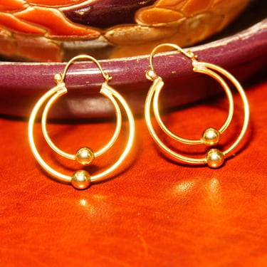 Vintage 14K Gold Concentric Hoop Earrings, Yellow Gold Orbiter Hoops, Gold Bead Accents, Modernist 585 Earrings, 1 1/4” L 