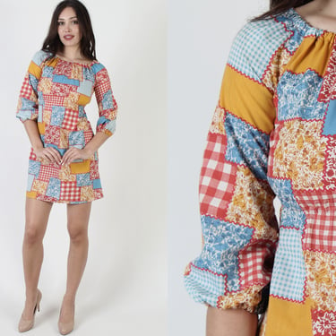 Vintage 70s Colorful Patchwork Floral Dress / Womens Homespun Prairie Mini Dress / Short Gingham Print Summer Picnic Outfit 