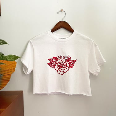 White cotton ‘Take Me Out’ rose tattoo cropped tee 