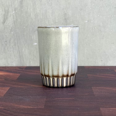 Black Porcelain Ceramic Little "Arrow" Sake Cup  - Glossy Coffee 