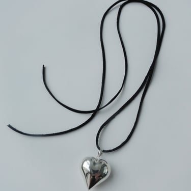 Large Silver Puffy Heart Tie Choker