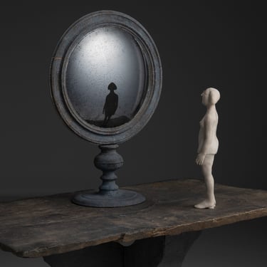 Bull’s Eye Mirror / Agnes Baillon Sculpture