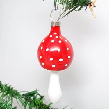 Vintage Czech Glass Mushroom with Spun Cotton Stem Ornament for Antique Feather Christmas Tree Holiday Decor 