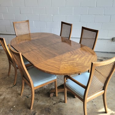 Vintage Drexel "Accolade" Dinning Table with Six Chairs