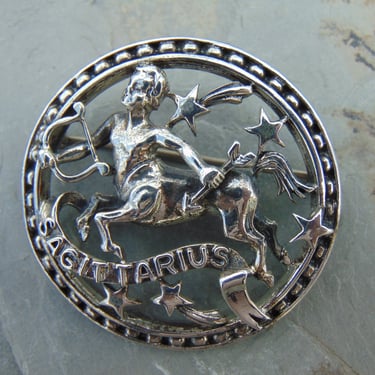 Beau Sterling ~ Vintage Sagittarius Centaur Holding Bow and Arrow Round Astrology Brooch / Pin 
