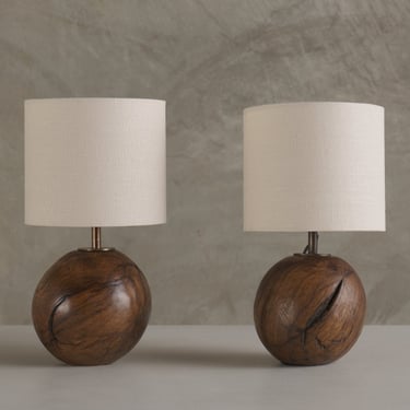 BCW QUERCUS TABLE LAMP