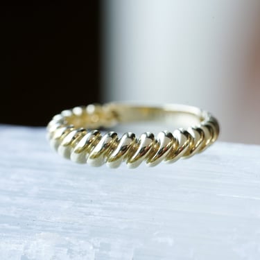 14k Spiral Ring