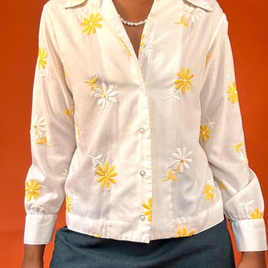 70s Daisy Embroidered Top