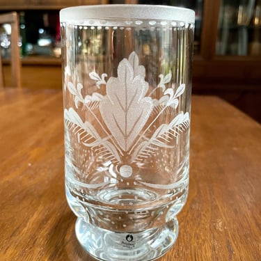 Vintage 1986 Engraved Ljupco Kocovski Signed Pukeberg Sweden Glass Vase 