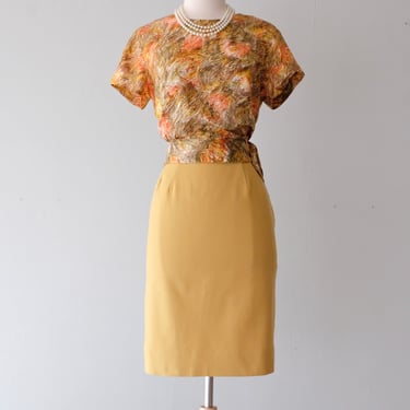 Stylish 1960's Abstract Printed Blouse / Sz M