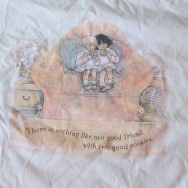 Vintage T-Shirt There is nothing like a good friend with two cookies XL 1990s Comics Silver Mountain Sportswear 