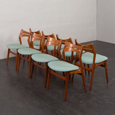 Set of 8 Teak Dining Chairs, Model 310, Erik Buch for Christiansen Møbelfabrik, Denmark 1960s 