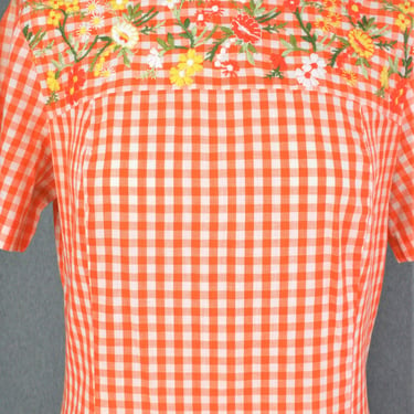 1960s - Gingham - Embroidered - Shift - Estimated size 
