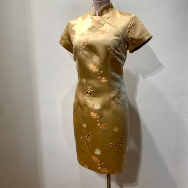 Vintage Cheongsam Dress - Jacquard Asian Print - HUGO BUSCATI - Rayon/Silk Blend - Satin lined - Back Zipper - Size Medium 