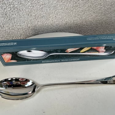 Vintage 1993 silver plated serving spoon 13”by International Silver Company NWT 