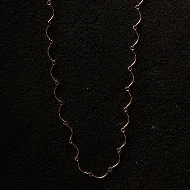 Maslo Scallop Necklace, Gold
