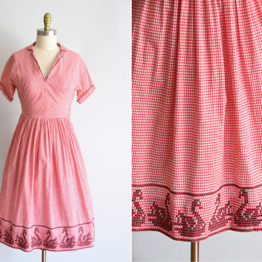 1950s Black Swan dress / vintage 50s novelty dress / cotton full skirt daydress 