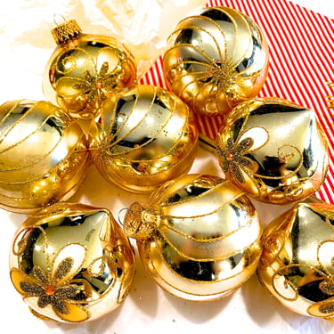 VINTAGE: 8pcs - Glass Ornament - Flower Decorated Ornaments - Christmas, Holiday, X Mas - SKU 00034856 