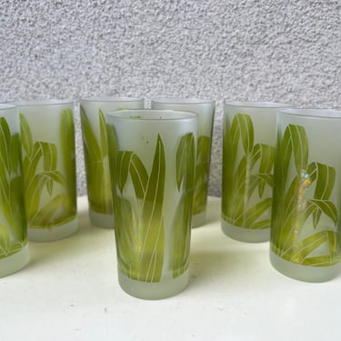 Vintage Modern tall tumbler Green leaf glasses set of 7 by Tastesetters 