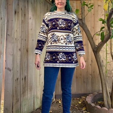 Vintage 1990’s Blue and White Rose Print Sweater 