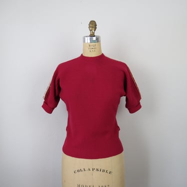 Vintage 1950s wool knit sweater top short sleeves angora metallic red pink size medium 