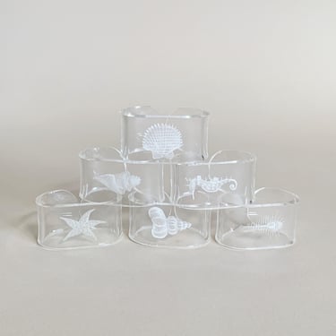 LUCITE NAPKIN RINGS - S/6 