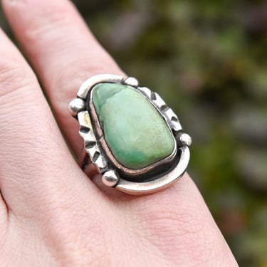 Native American Green Turquoise Ring In Sterling Silver, Hammered Silver, Size 9 3/4 US 