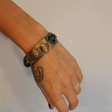 A Gift for Miss Lily Elsie - Vintage 1900s Art Nouveau Etched Floral Brass Hinged Bracelet w/Green Cut Glass Stones Leafs 