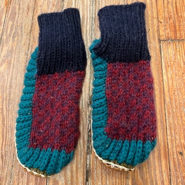 Berkley Knit Slipper Sock Red + Teal Sample